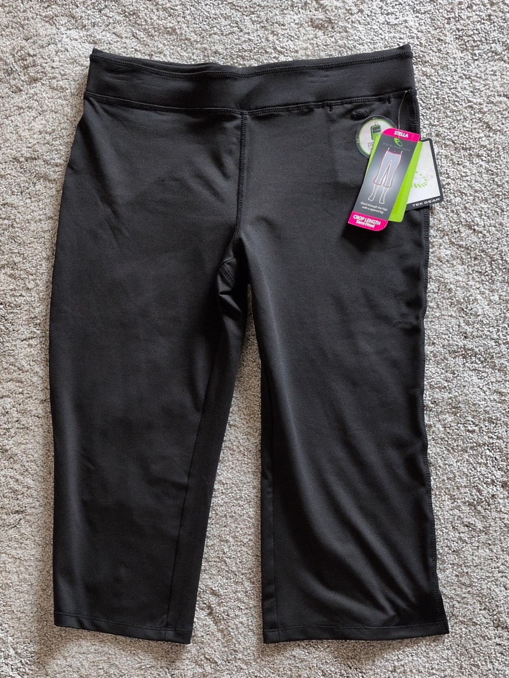 NWT Tek Gear Black Cropped Leggings Size Medium